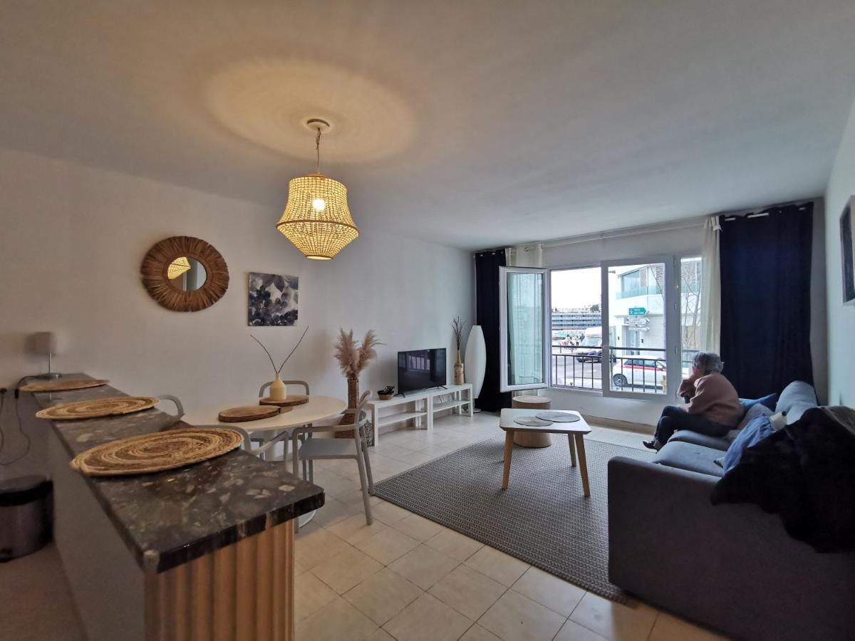 A 50 Metres De La Plage Et 10 Minutes Du Vieux Port 70M2 Sur La Corniche Vue Mer Marseille Exterior photo